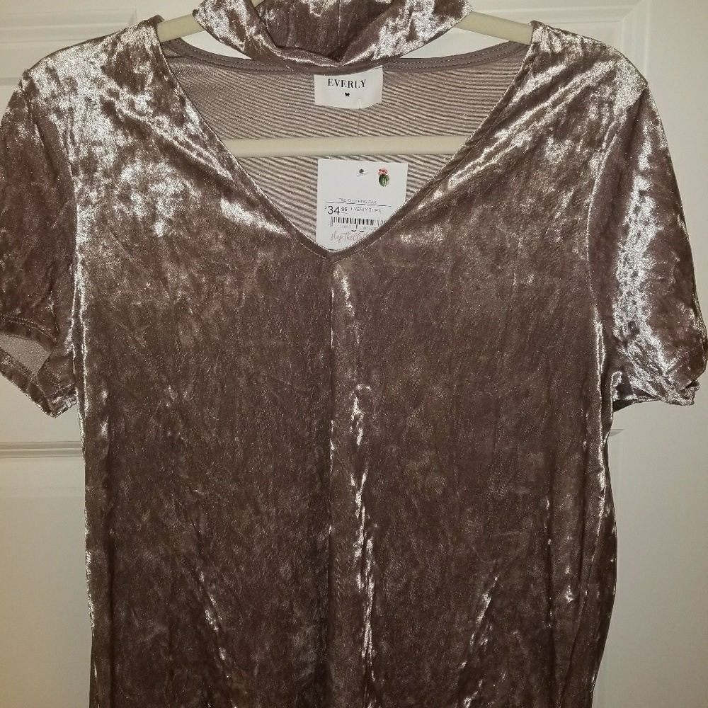 Everly velvet collar shirt